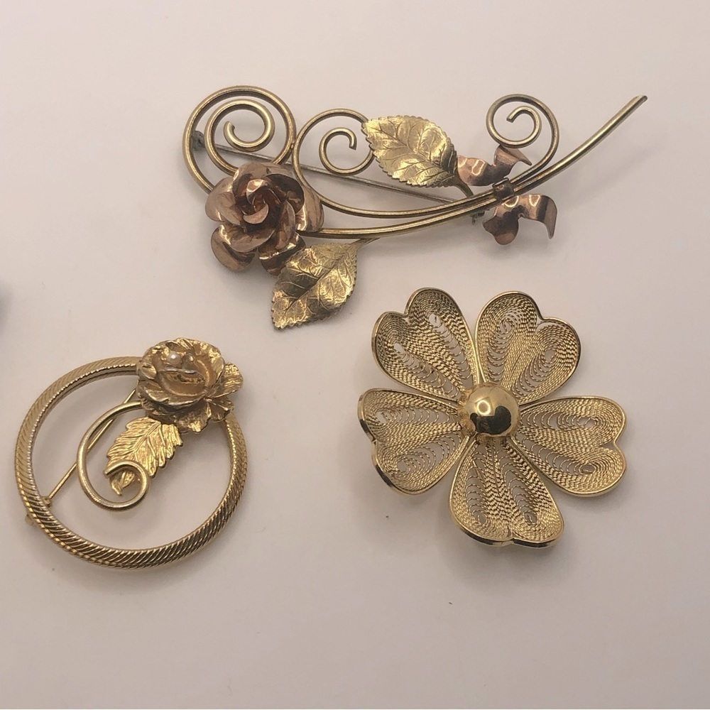 X3 Vtg Gold Tone Floral Brooches Unmarked